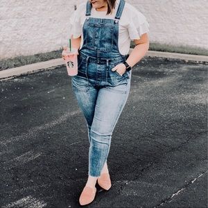 Madewell Overalls in Kemp Wash